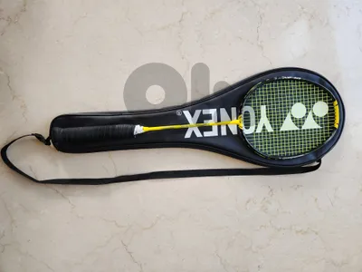 YONEX