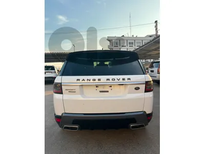 Range Rover Sport 2018 V8 Clean carfax