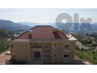 Villa Triplex for sale in Hammana, Baabda