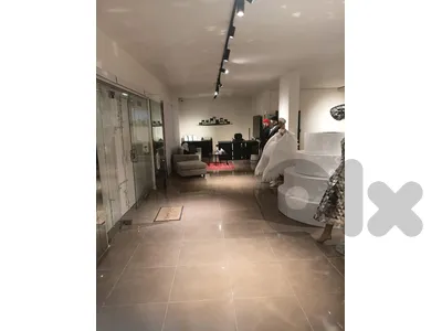 Prime Shop for sale in Ain Remmanehمحل تجاري مميز للبيع