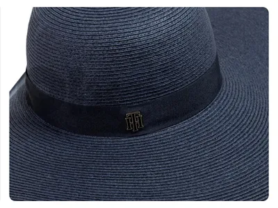 tommy Hilfiger one size