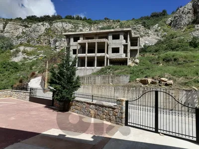 Villa Triplex Under construction For Sale in Hammana