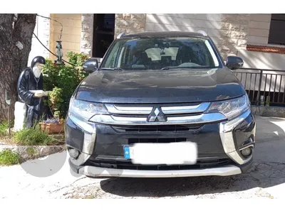 Mitsubishi Outlander 2016 black
