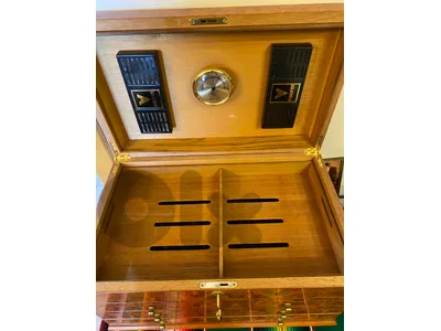 cigar box humedor