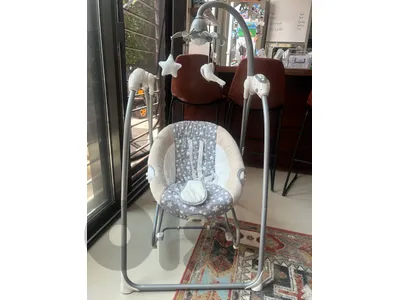 2-in-1 Baby Swing & Bouncer – Excellent Condition