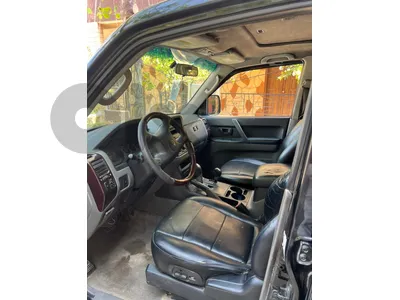 Mitsubishi Montero 2002  2002