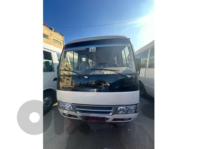 mitsubishi bus
