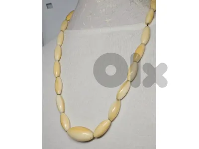 30$ عقد عضم خامة طبيعية حبات متدرجة ١٩٥٠