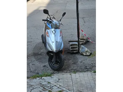 Suzuki adress 125
