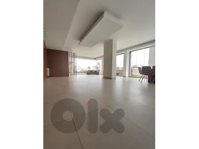 HIGH-END APARTMENT IN CARRED'OR ACHRAFIEH/TERRACE (300SQ) , (ACR-1104)