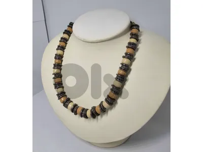 10$ BEAD NECKLACE Beige & Peach Beads with Bronze Spacers