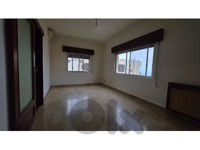 GMC330MAN Apartment for sale in Mazraat Yachouh -  شقة للبيع في مزرعة يشوع