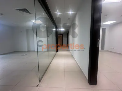 Office For Rent in Ramlet al baydah – CPBHS81 مكتب للإيجار في رملة
