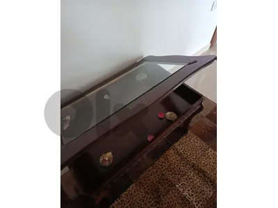 طاولة نص
