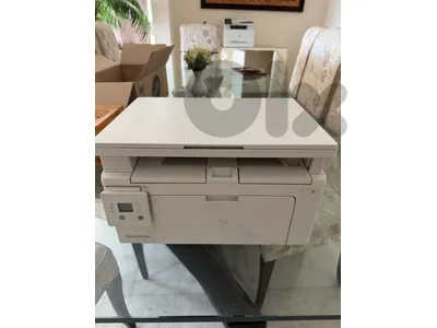 كمبيوتر كامل برنتر ليزر عدادة مصاري خرنة حديدة تقيلة جدا