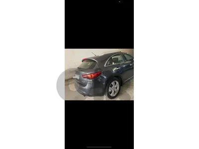 Infiniti Fx series 2011 fx35