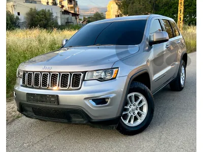 Jeep Grand Cherokee Laredo 4x4 2018