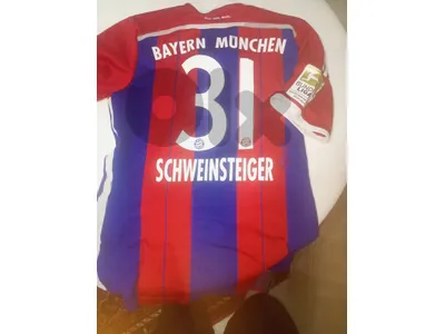rare schweinsteiger 2013/2014 good condition jersey