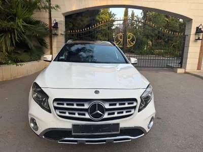Mercedes-Benz GLA-Class 2018 ,93000mile only بوية الشركة بالكامل