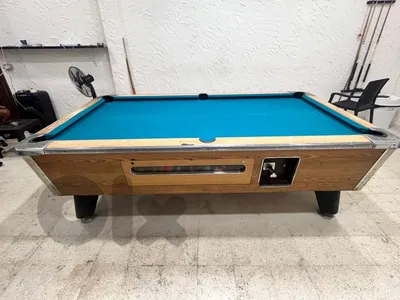 8 ft billiard table