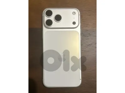 17 promax 256GB esim