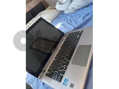 TOSHIBA
