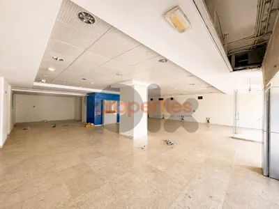 Showroom For Rent In Hazmieh – Prime Location – CPCH37