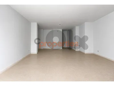 Shop For Sale In Zouk Mikael – CPJGN59