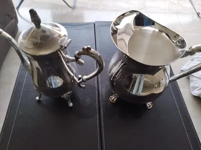 Silverplated carafe 2 pieces