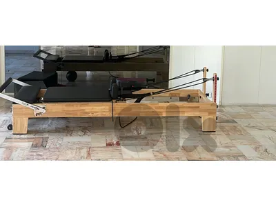 Reformer Pilates machine