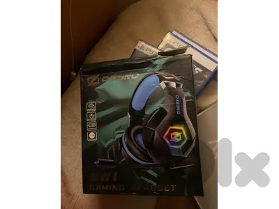 professional gaming headphone with noise cancelation microphone