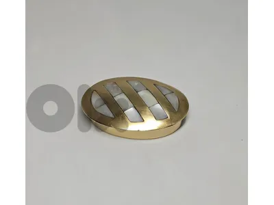 30$ box mother-of-pearl inlay and an oval design