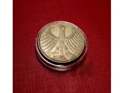 Germany 1960 Silver 5 Mark in capsule 11.2g 29mm