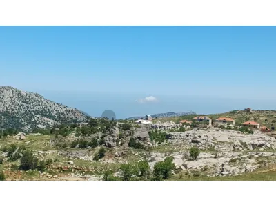 land for sale in laklouk أرض للبيع في اللقلوق