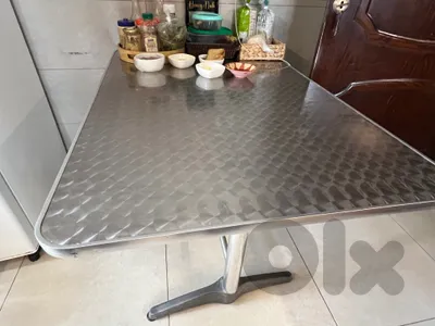table + 4 chairs set