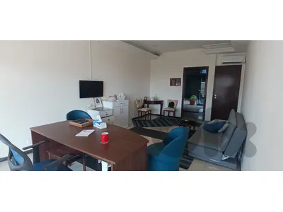 Office for Rent in Jdaideh  مكتب للإيجار في الجديدة
