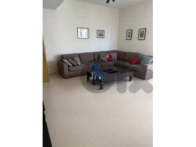 FULLY FURNISHED APARTMENT IN AIN EL MRAISSEH PRIME | HAMR-254 (M.M)