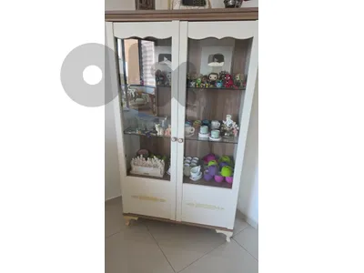 Dressoir Shelves Vitrine closet from istikbal