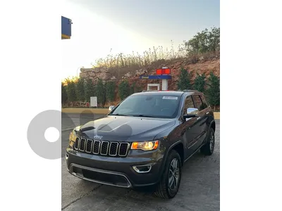 grand cherokee 2018 limited 4x4