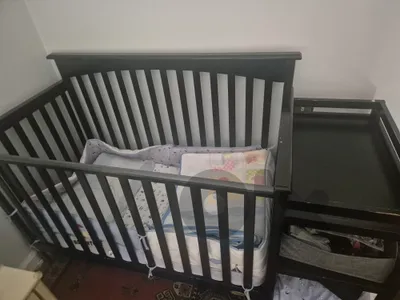 Crib for babies (0-3 years old)