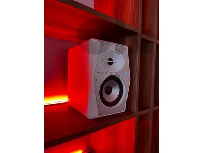 Turntable & speakers