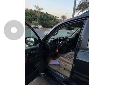 تويوتا لاند كروزر 2010 🚘 FOR SALE – Toyota Land Cruiser GXR 2010 (GCC Specs)