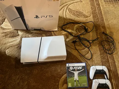 PS5 slim (jdidi) disck version 1 TB EUROPE + 2 original controller + fc 2025