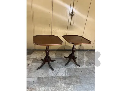 Pair Of Antique regency Mahogany Tripod Side Tables طاولة زاوية عدد ٢ ريجنسي انكليزي ولا اروع