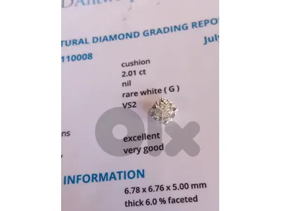 certified cushion two stones. 2.01 ct 2.01 ct G vs1 vs2