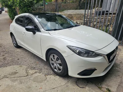 Mazda 3 2015 hatchback 2.0