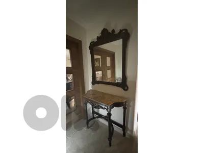 كونسول فرنسي انتيك Antique french console كونسول فرنسي انتيك Antique french console