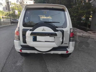 Mitsubishi Pajero 2011