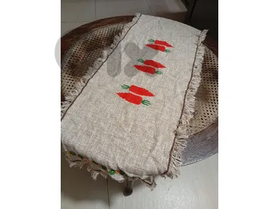 ديكور للطاولة مشغول يدوي 2$