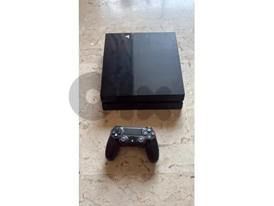 ps4 console + 1 controller